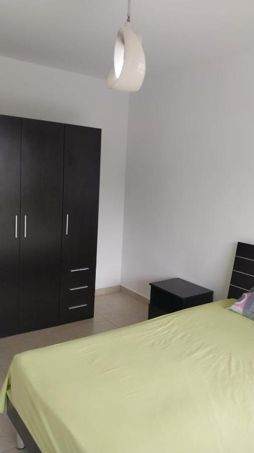 Villa John Flic en Flac Экстерьер фото