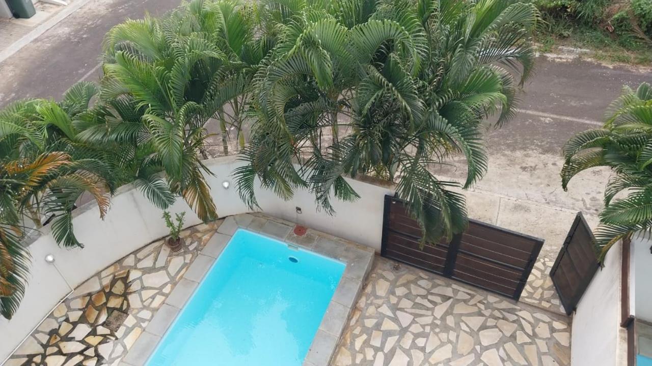 Villa John Flic en Flac Экстерьер фото